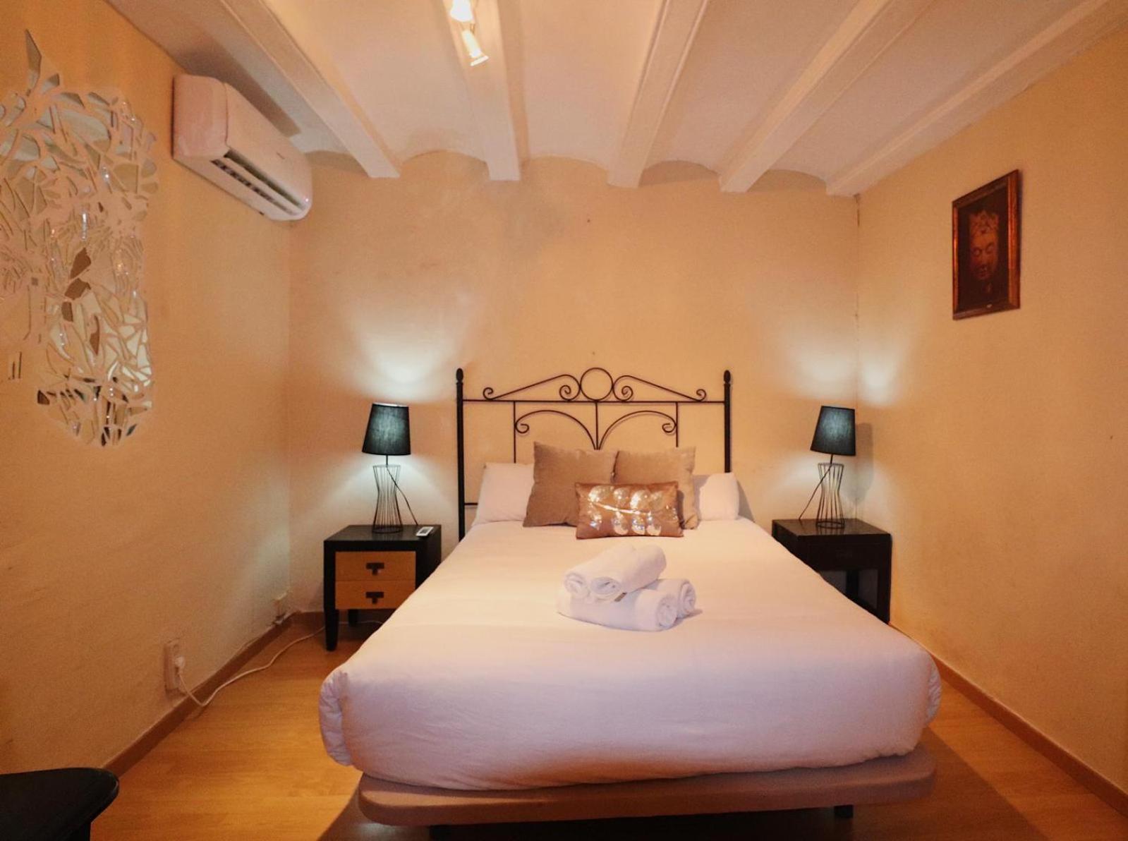 Erandi Ramblas Rooms Barcellona Esterno foto